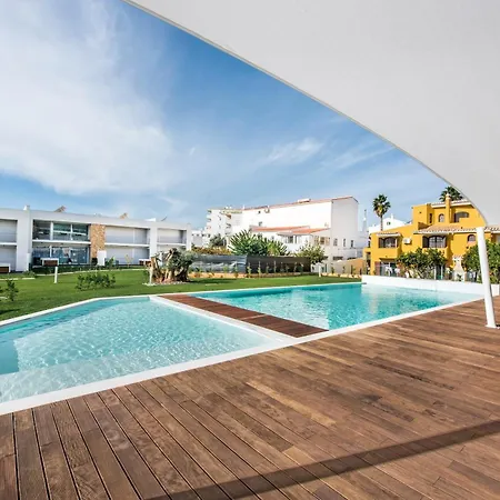 Lovely Modern With Pool Apartment Albufeira
