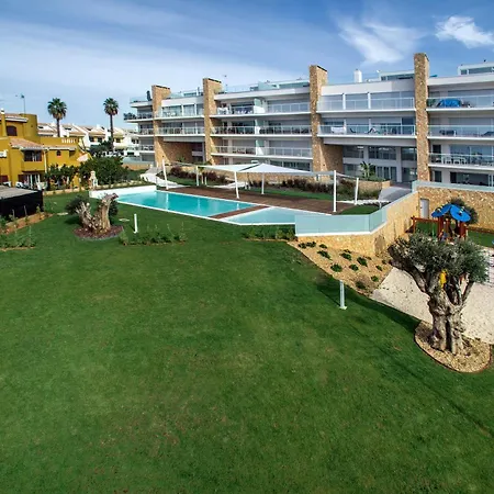 Apartment Lovely Modern With Pool Albufeira
