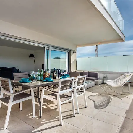 Lovely Modern With Pool شقة البوفيرا