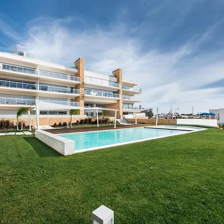 Апартаменты Lovely Modern With Pool