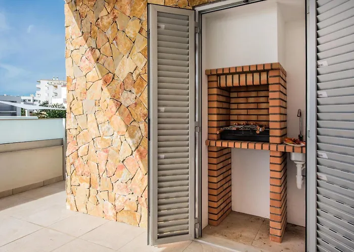 Lovely Modern With Pool Apartamento *