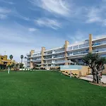 דירה Lovely Modern With Pool